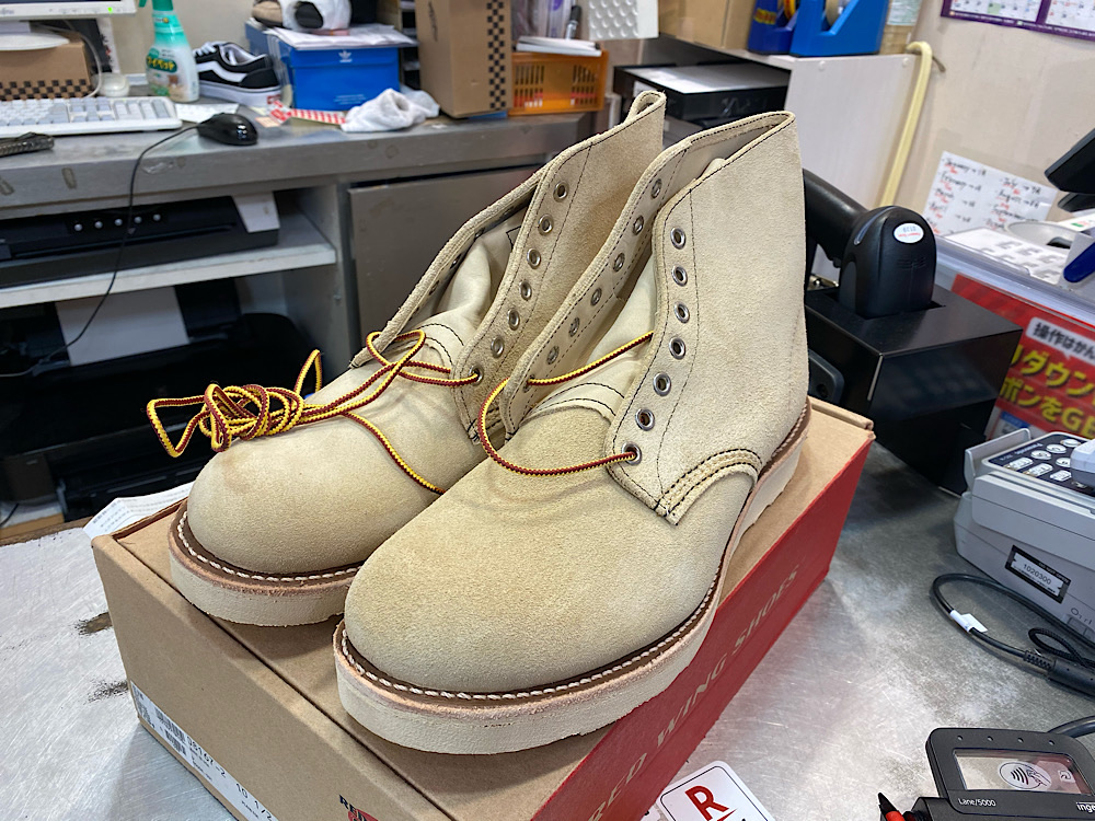 In-Store Shopping for Red Wing Plain Toe 8167 SAND_SUEDE Boots at ABC-MART